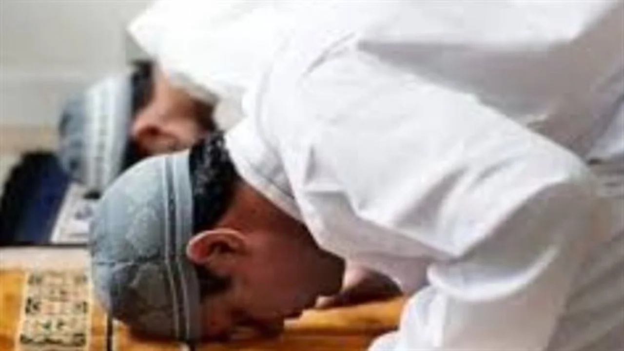 موعد الشروق اليوم.. مواقيت الصلاة في مصر للتوقيت المحلي